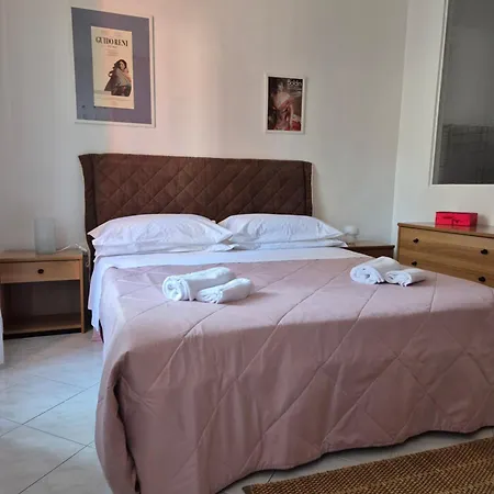 Ca' De Borg Apartment *